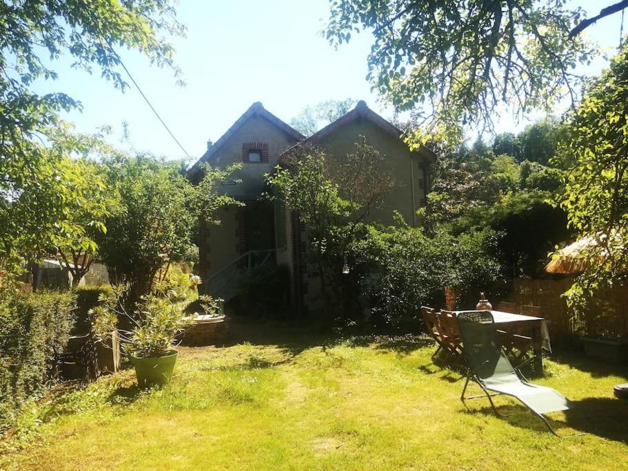 סנט-אברטין Maison " Bouton D'Or" Au Bord De L'Eau, A 10 Mn De Tours , Meuble Classe Une Etoile מראה חיצוני תמונה