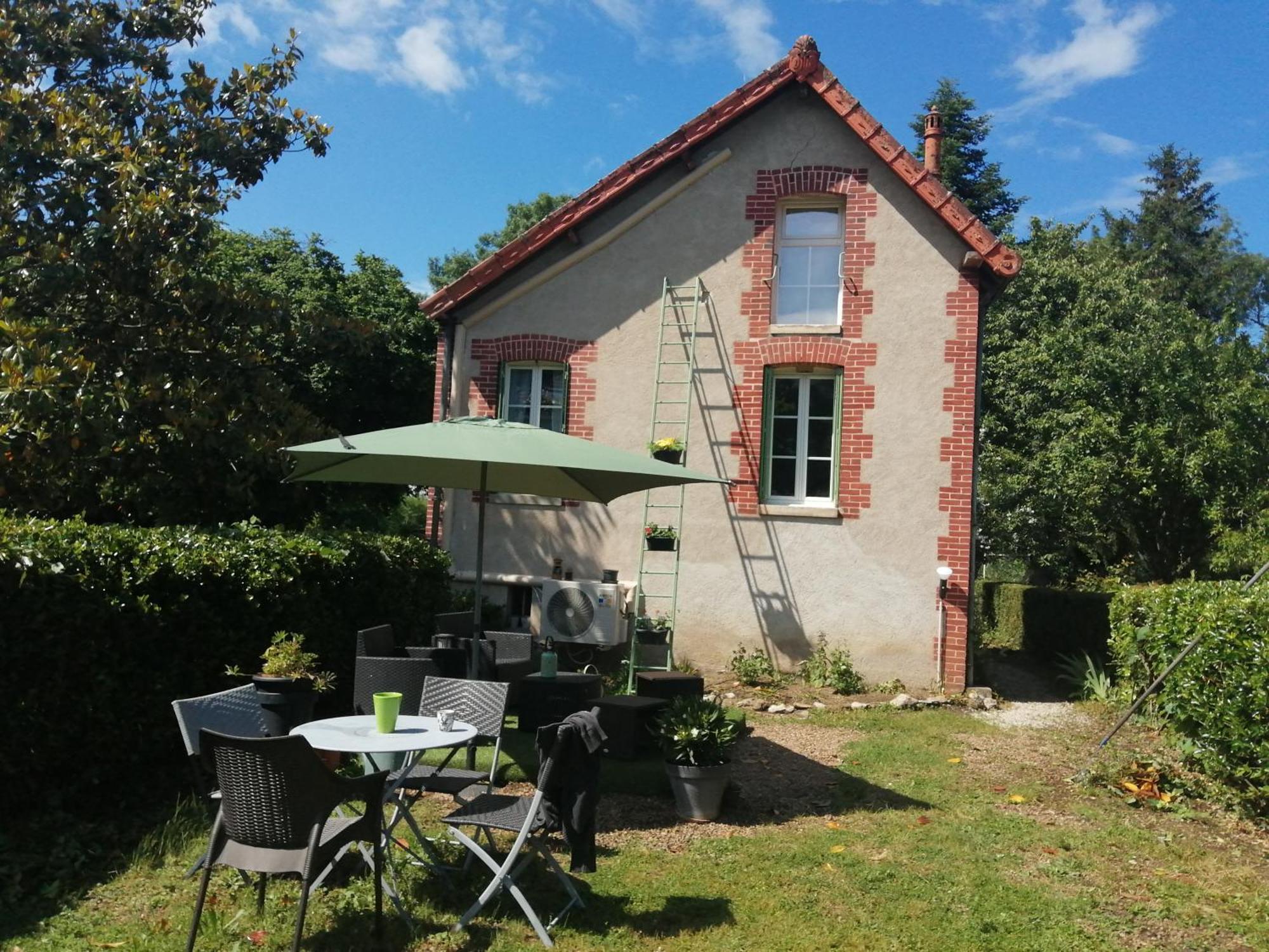 סנט-אברטין Maison " Bouton D'Or" Au Bord De L'Eau, A 10 Mn De Tours , Meuble Classe Une Etoile מראה חיצוני תמונה